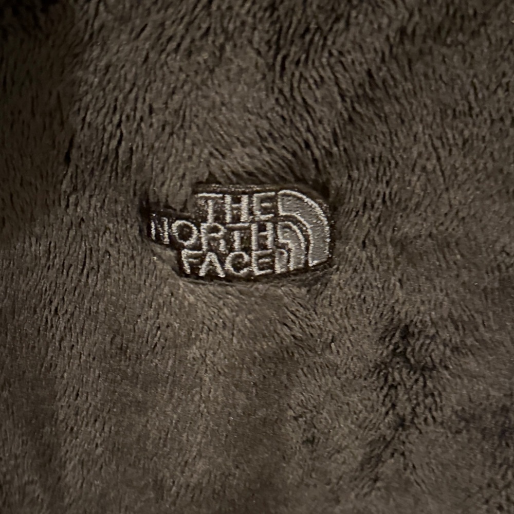 The North Face Fleece Jacket - Picture 2 of 3